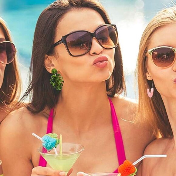 ✨Bohemian Tree Leaves Print Acrylic Drop Earrings✨ - Picture 1 of 7